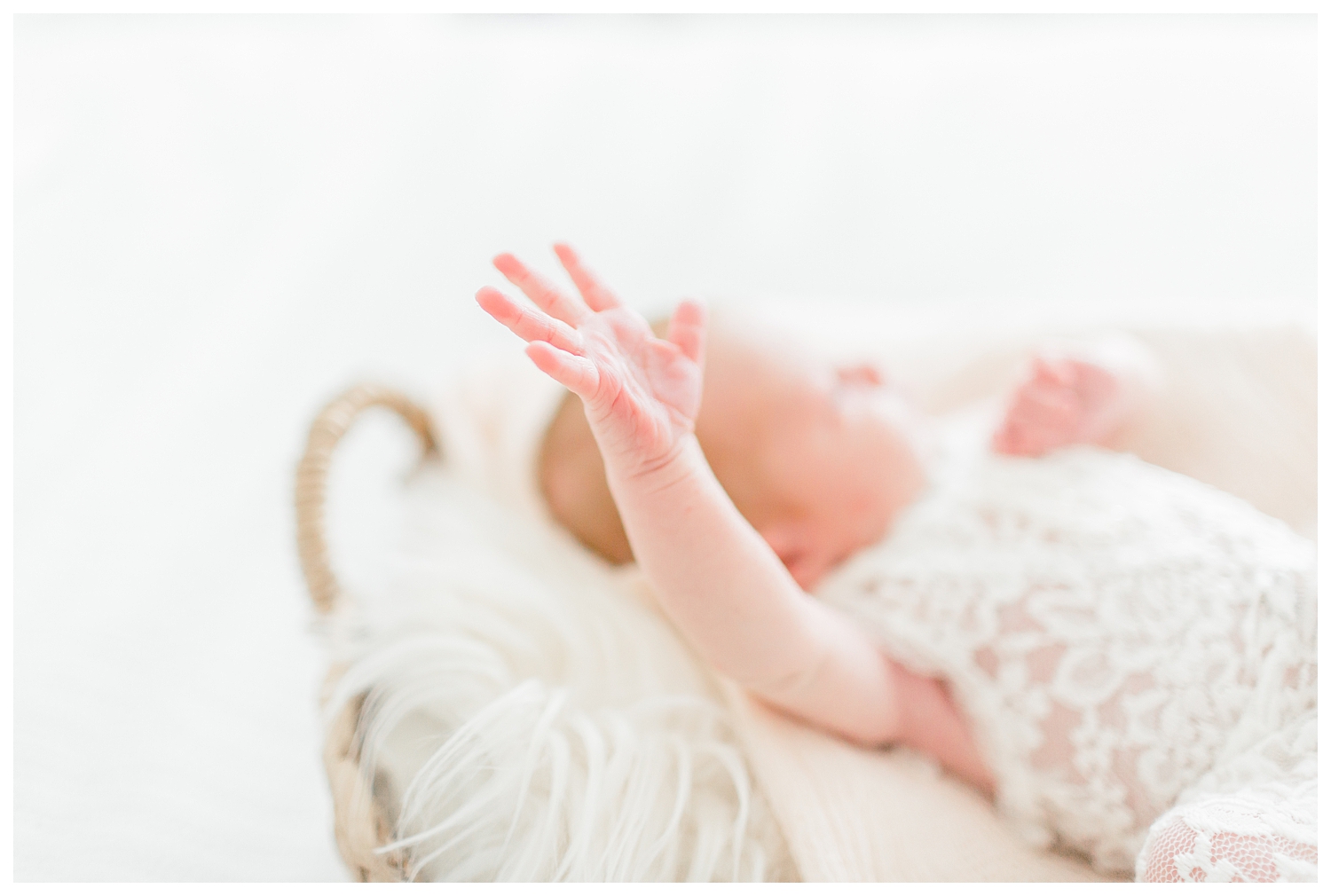 Z71A2757_coeurdalene-newborn-photographer.jpg